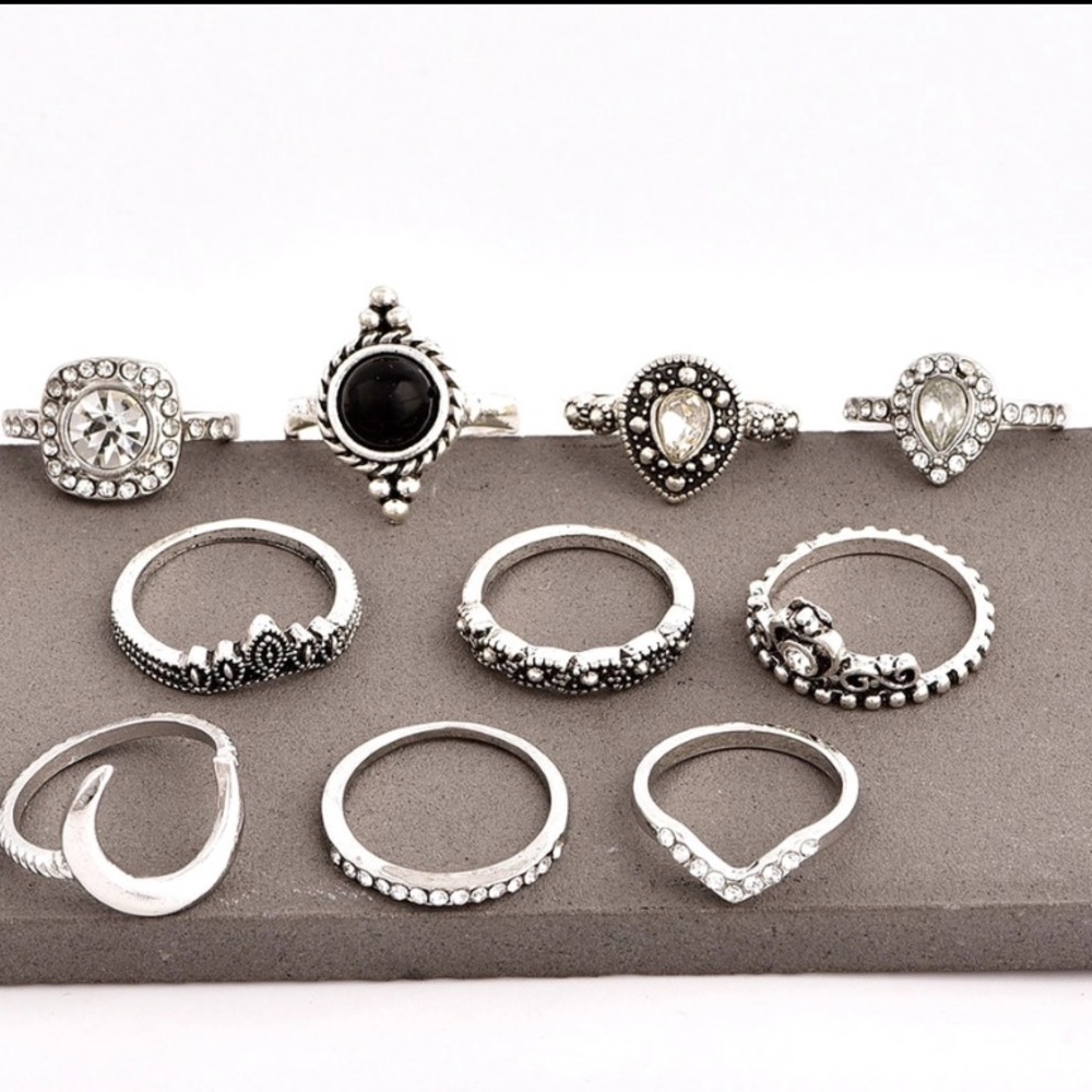 🎯 3/$20 10 Piece set Boho Retro Silver Ring Set - Picture 5 of 6